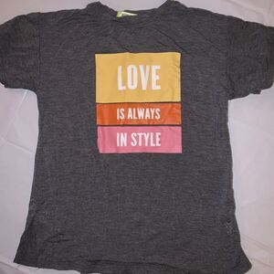 Chit Chat Graphic Tee - Size Small